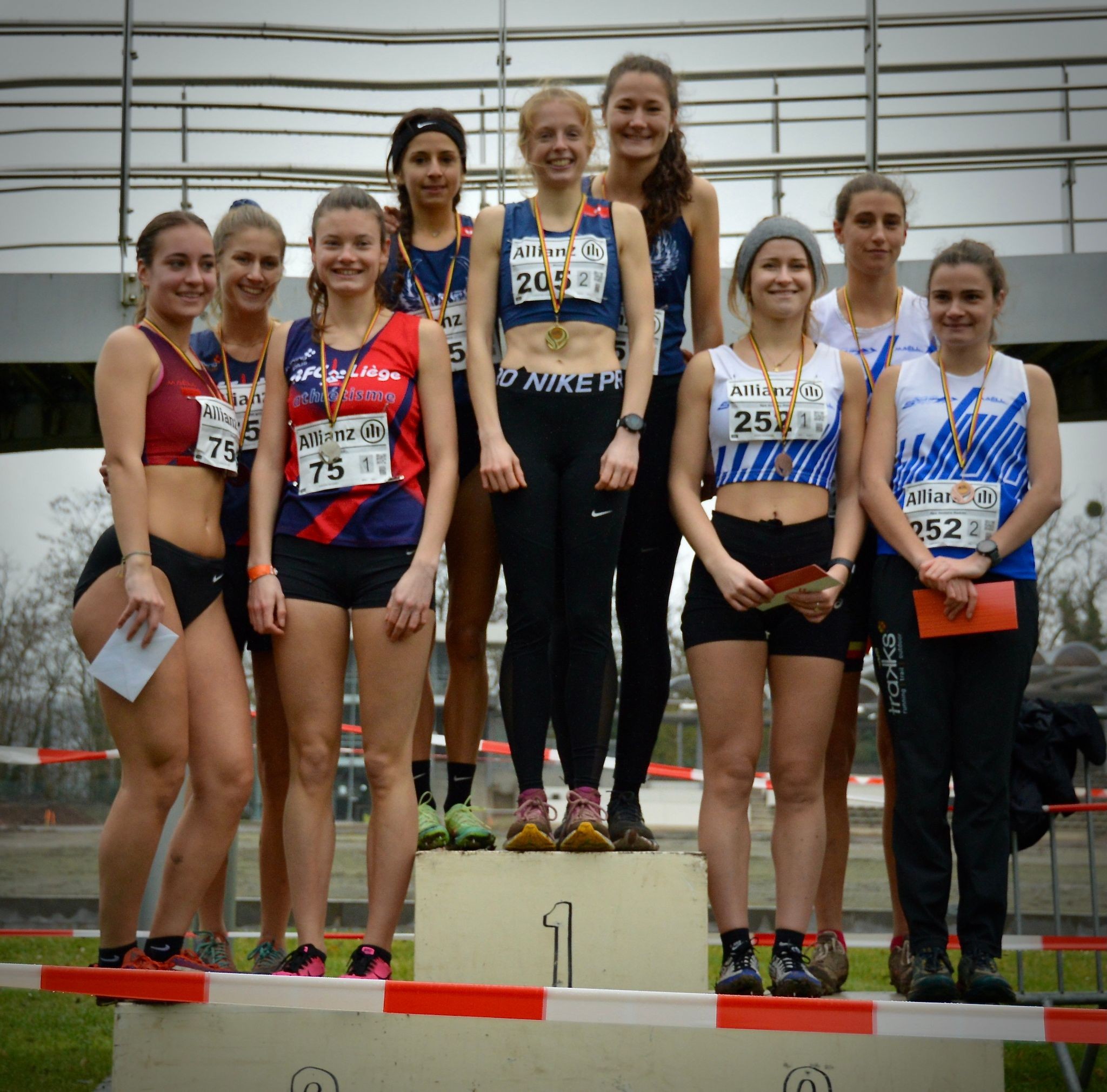 Podium cross dames