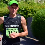 Quel est le record personnel de Freddy Loncar sur marathon ?