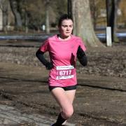 Quel est le record personnel de Marie Coosemans sur marathon ?
